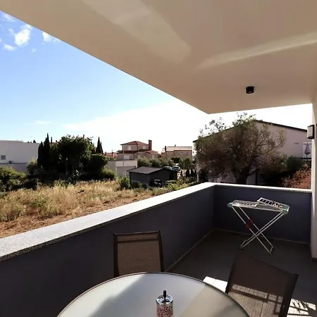 Appartement - Dani 2 *